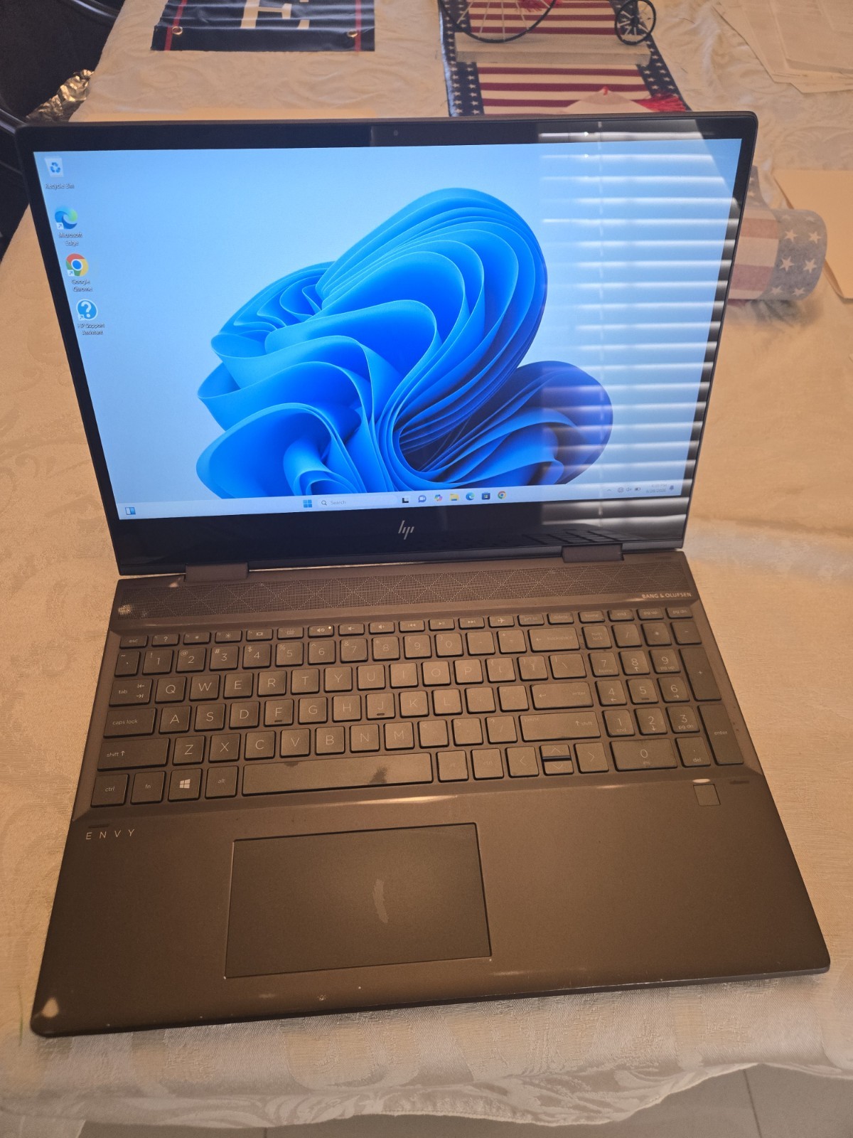 HP ENVY x360 15-ds1xxx 15.6″ Touch Ryzen 7 4700U 16GB 512GB SSD W11H