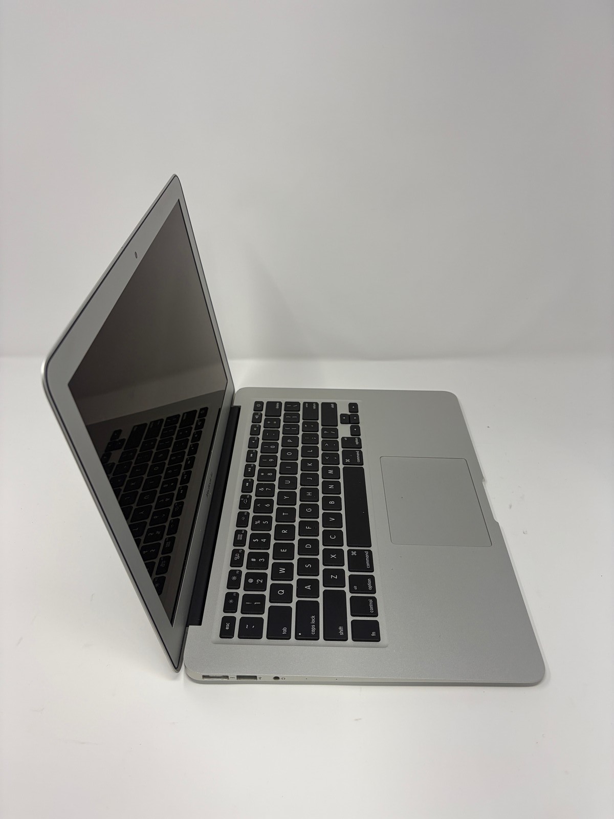 Apple MacBook Air i5-4250U 8GB RAM 256 GB SSD Mid 2013