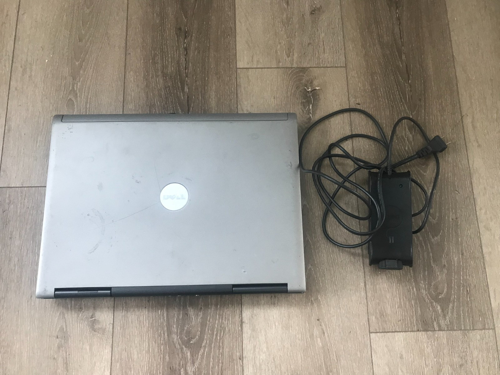 Dell Latitude D830 15.4″ Intel Core 2 Duo T7500 2.20GHz 3GB RAM 80GB HDD Win 7