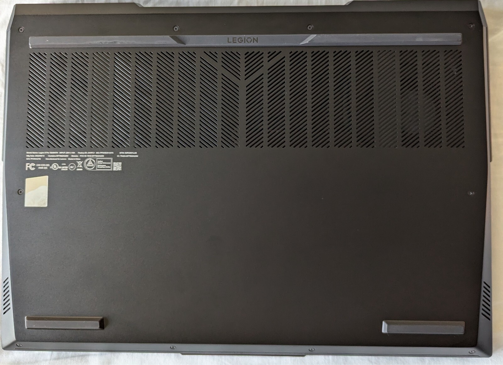 Lenovo Legion 5 Pro 16ARH7H 16″ AMD Ryzen 7 6800H / RTX 3070Ti (82RG001LUS)