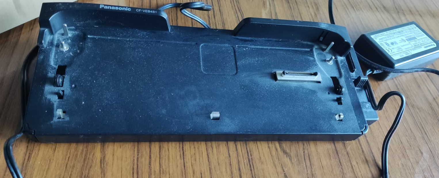 Panasonic Notebook Computer CF-72 Toughbook With Accessories Vintage