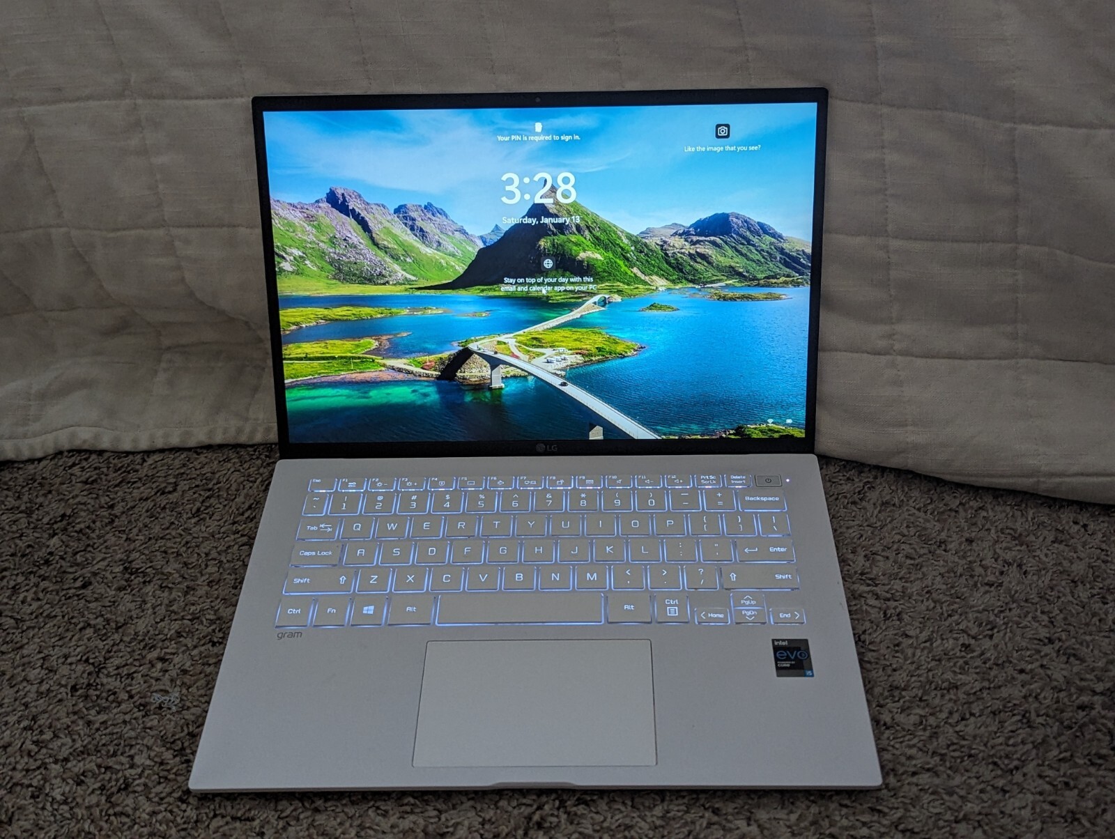 LG Gram 14″ 11 Gen Intel i5 Hard Disk 256 GB Ram 8GB Windows 11