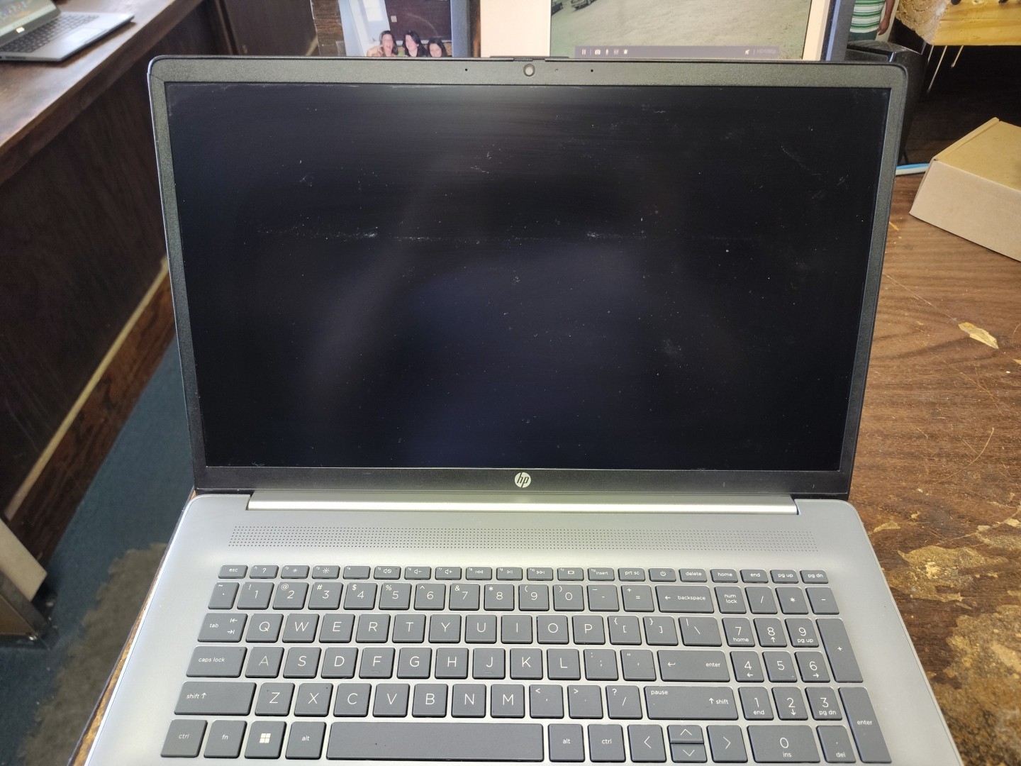 17-cn2283st HP 17in Laptop For Parts