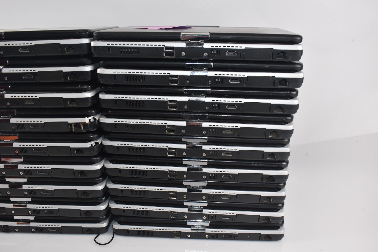 Lot Of 18 Fujitsu Lifebook T730 12″ Laptop Intel Core i3 370M 2.4GHz READ