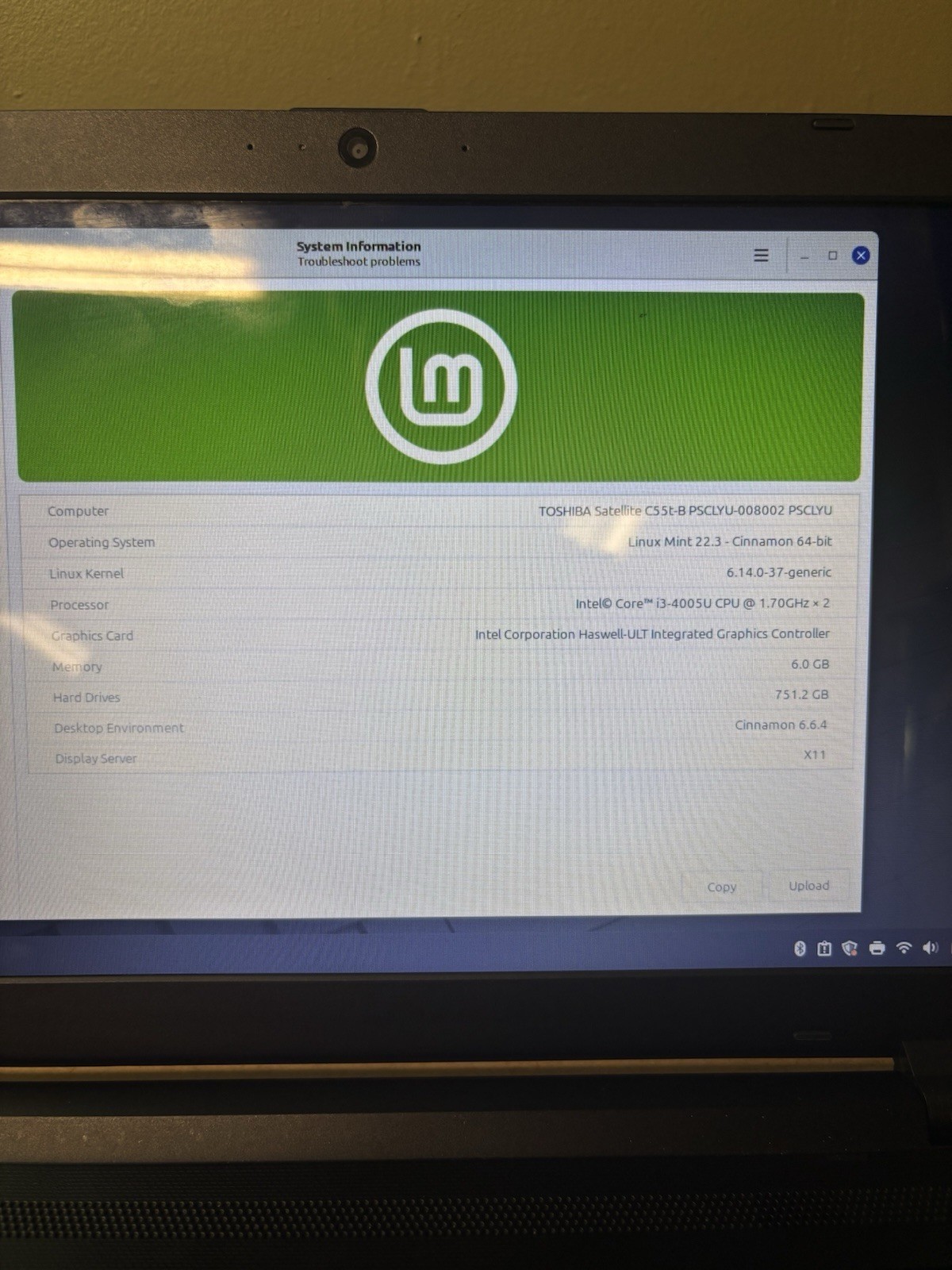 Toshiba Satellite C55 Laptop Intel i3-4005U 4GB 750GB HDD LINUX