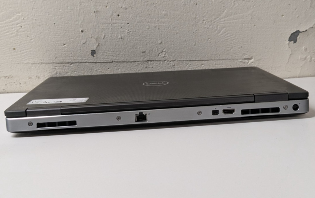 Dell Precision 7540 15.6″ i9-9880H 2.30GHz 32GB No Drive T1000 READ 7T4L453