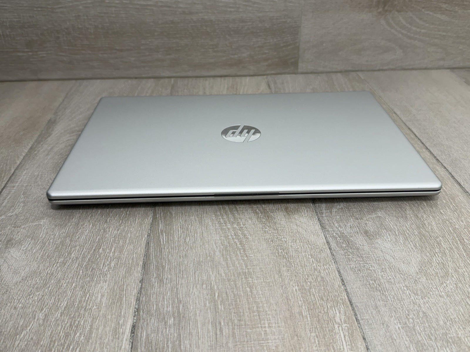 HP 15-FD0005DX 15.6″ Touch Laptop Core i5-1235U 8GB RAM 512GB NVMe Win-11