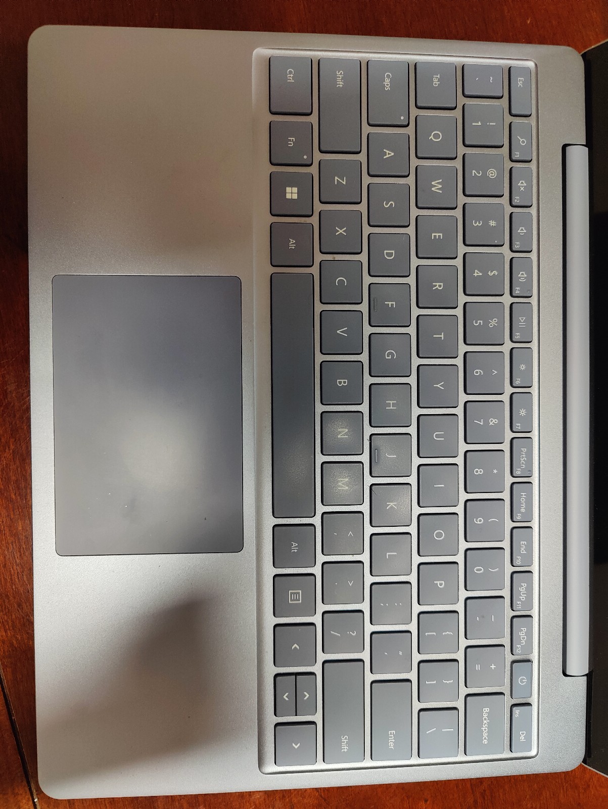 Microsoft Surface Laptop Go 2 + Dock – 128 GB SSD Intel Core I5