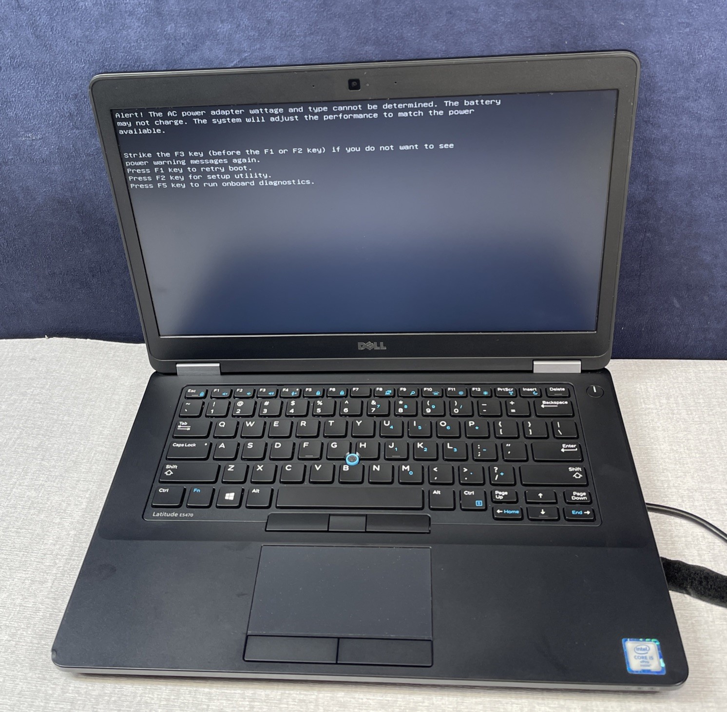 Dell Latitude E5470 Core i5 6300U 2.40 GHz 8GB RAM 256GB SSD NO OS
