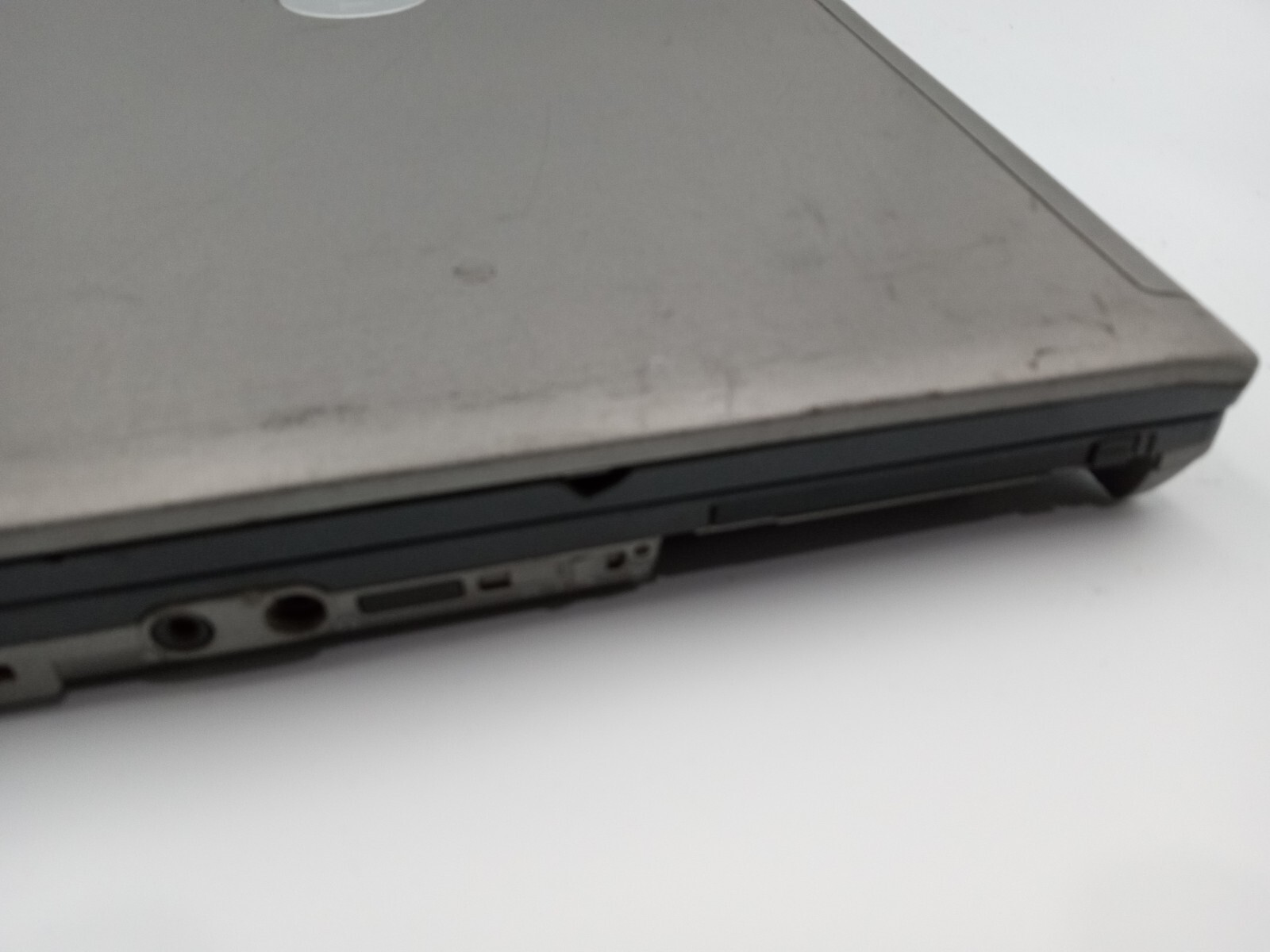 Dell Latitude D620 14″ Laptop Intel Core 2 Duo * LIQUID DAMAGE * READ -RR