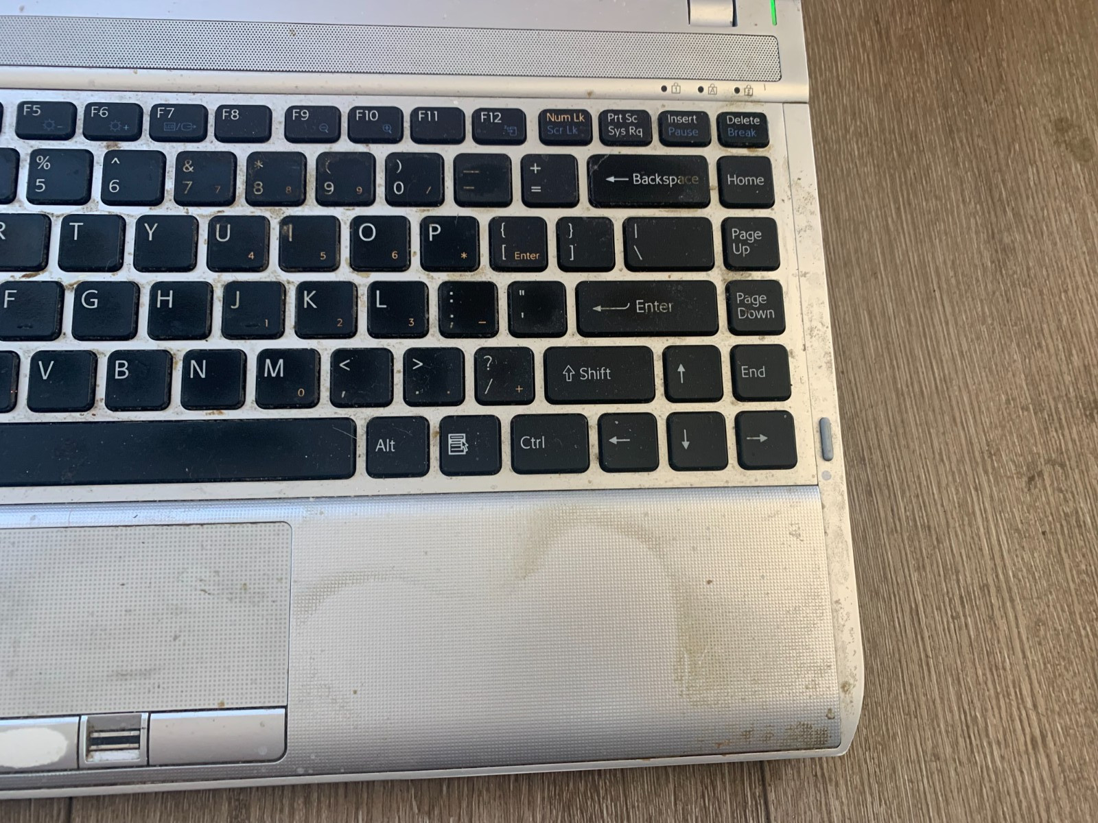 Sony PCG-51111L VPCS1 13.3″ Intel Core i5 M 480 2.67GHz 4GB Ram 500GB HDD Win 10