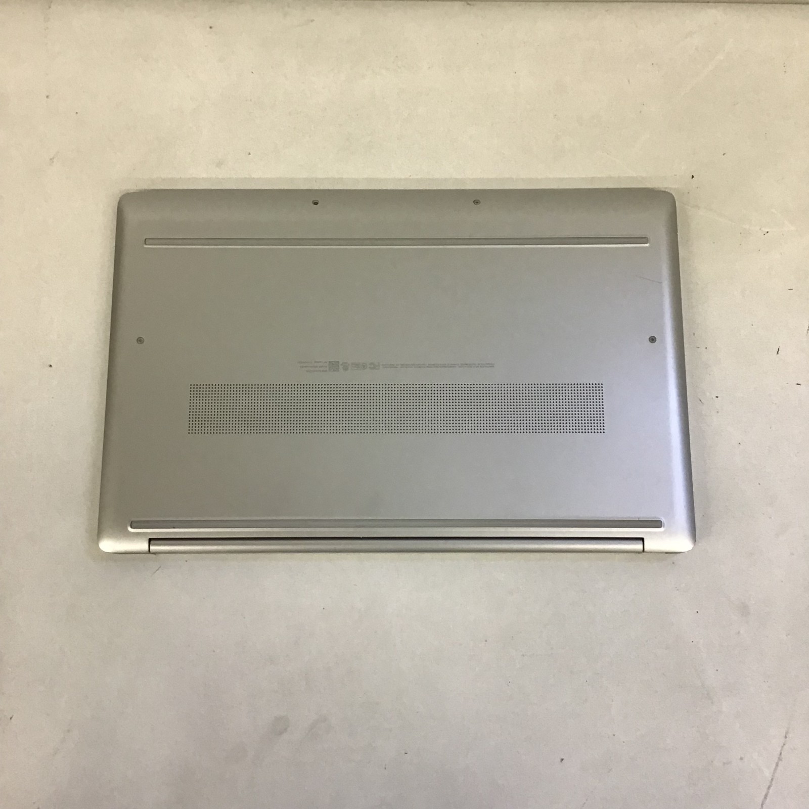 HP Laptop 17-cnoxxx i5-1135G7@2.40GHz | 1TB Drive | 12GB RAM | No OS
