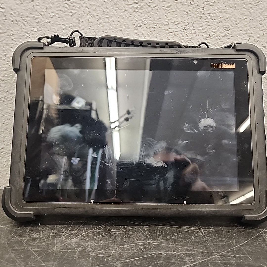 (2) T1180 256GB + (1) T1150 64GB MobileDemand Tablets Lot – Broken – Parts Only