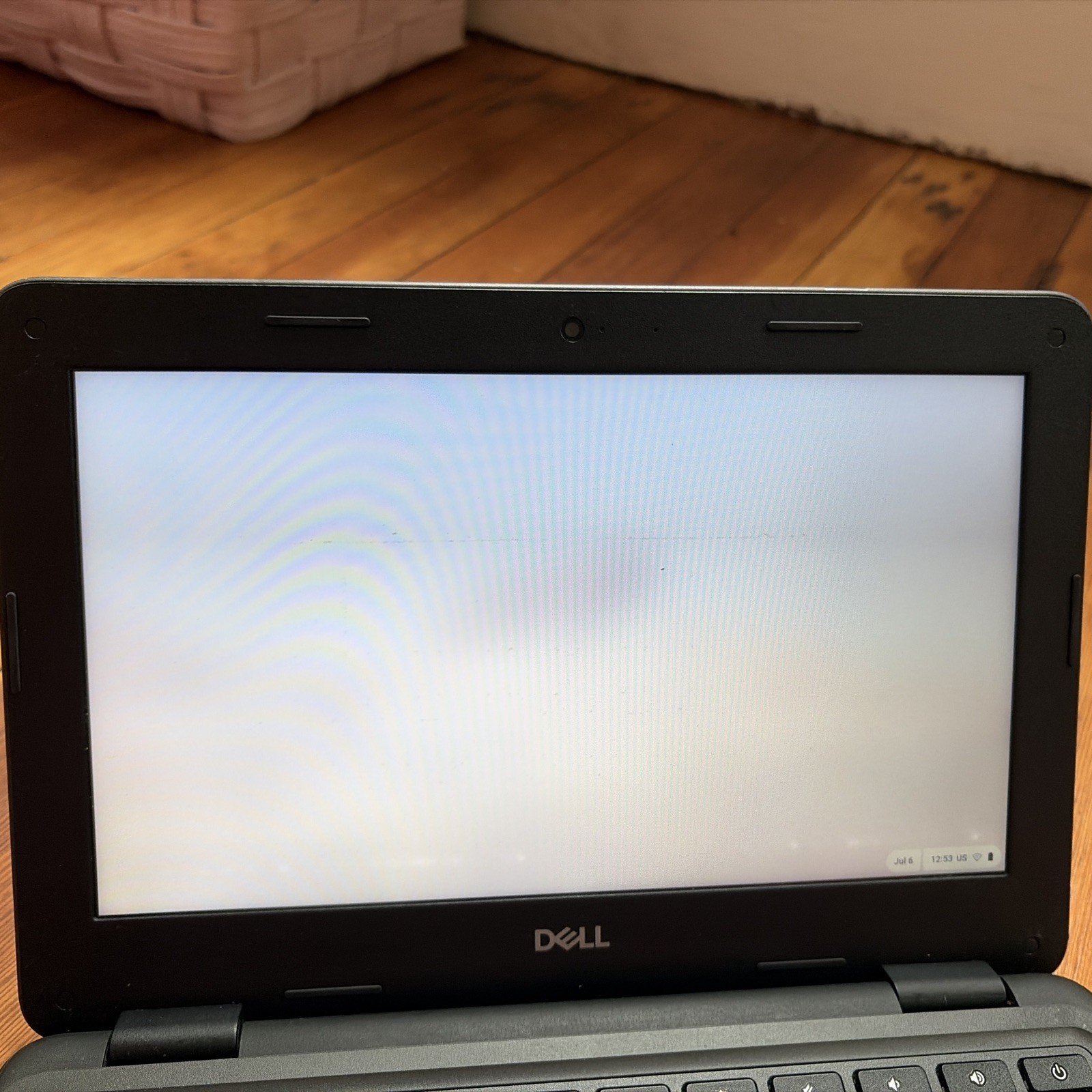 Dell Chromebook 3100 2-in-1 Touchscreen 4GB RAM, 32GB SSD with Charger