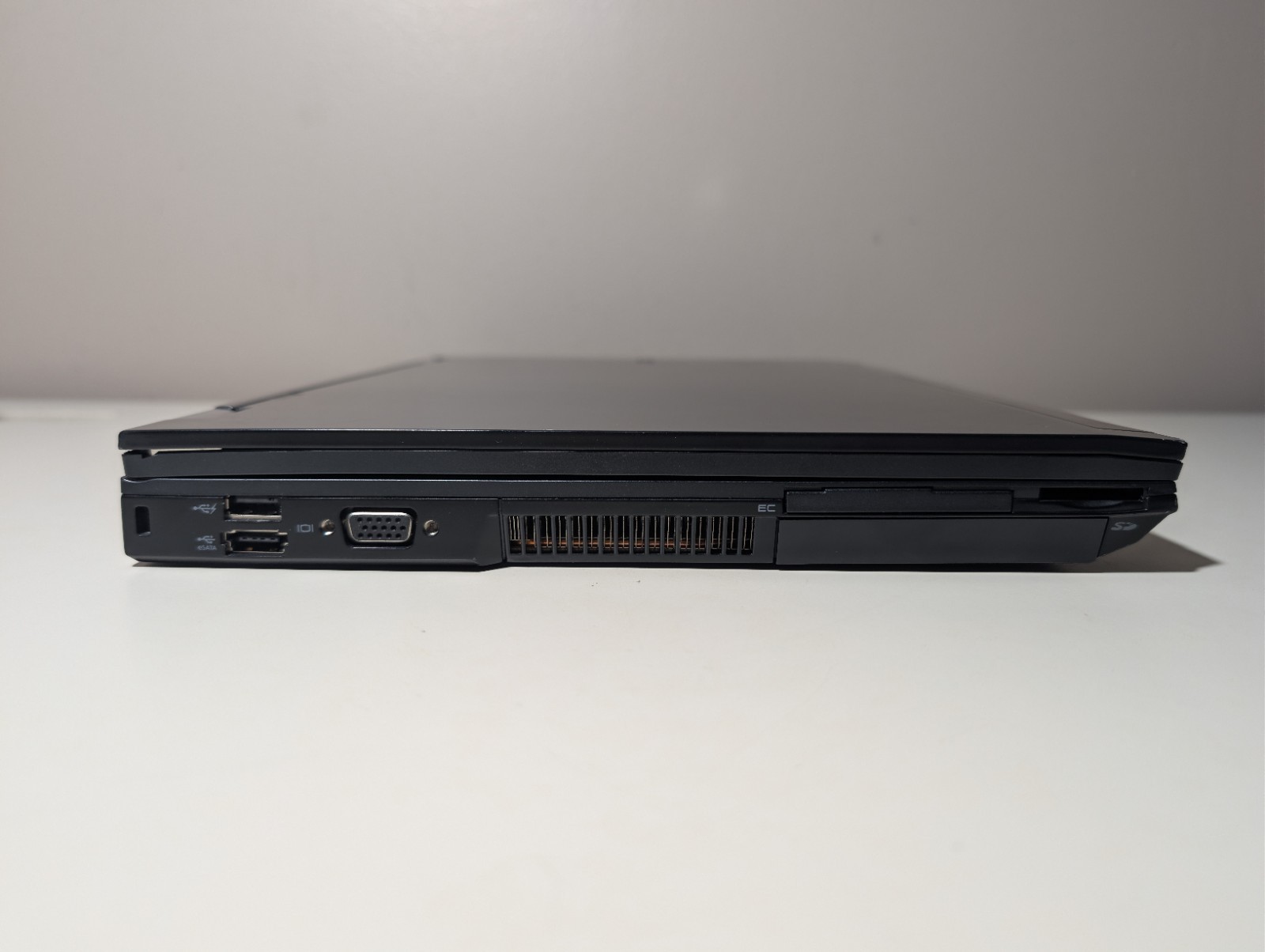DELL LATITUDE E6500 | Core 2 Duo T9550 1GB RAM 500GB HDD | NVIDIA 160M | Win XP