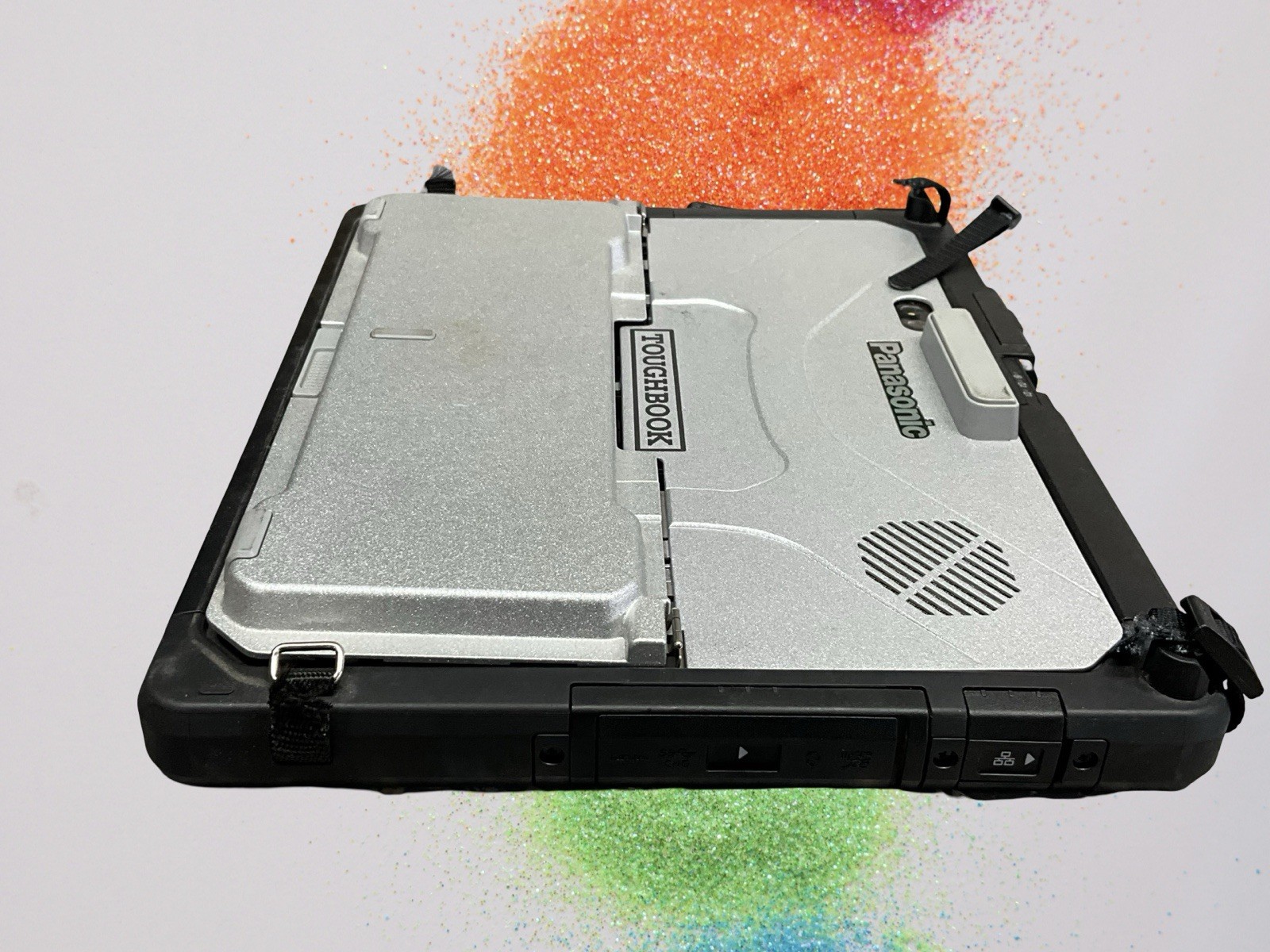 Panasonic Toughbook CF-33 i5-6TH GEN 2.4GHz 8GB RAM TOUCH