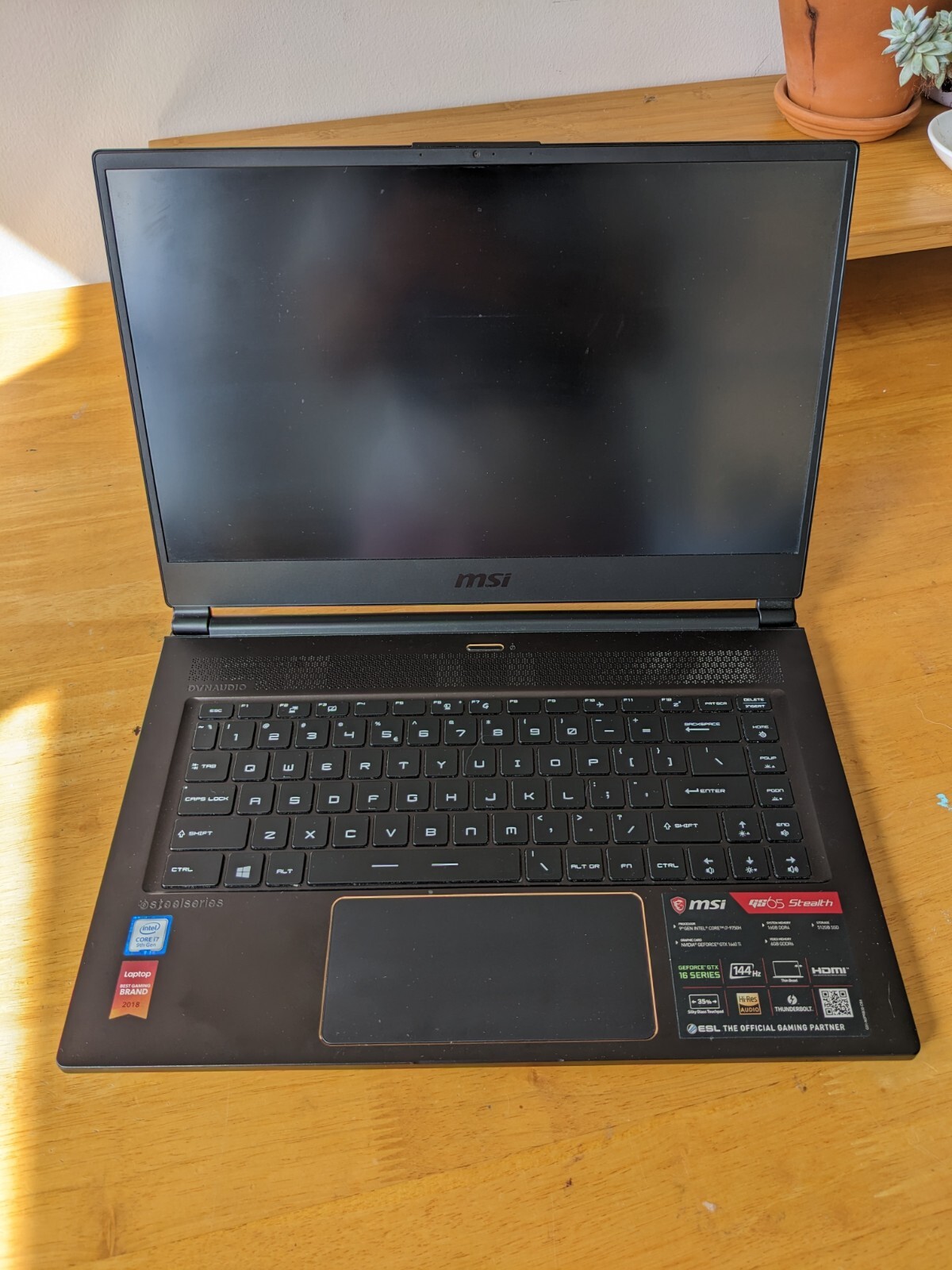 MSI GS65 Stealth 15.6 inch (512GB, Intel Core i7 9th Gen., 2.60GHz,NVIDIA 1660Ti
