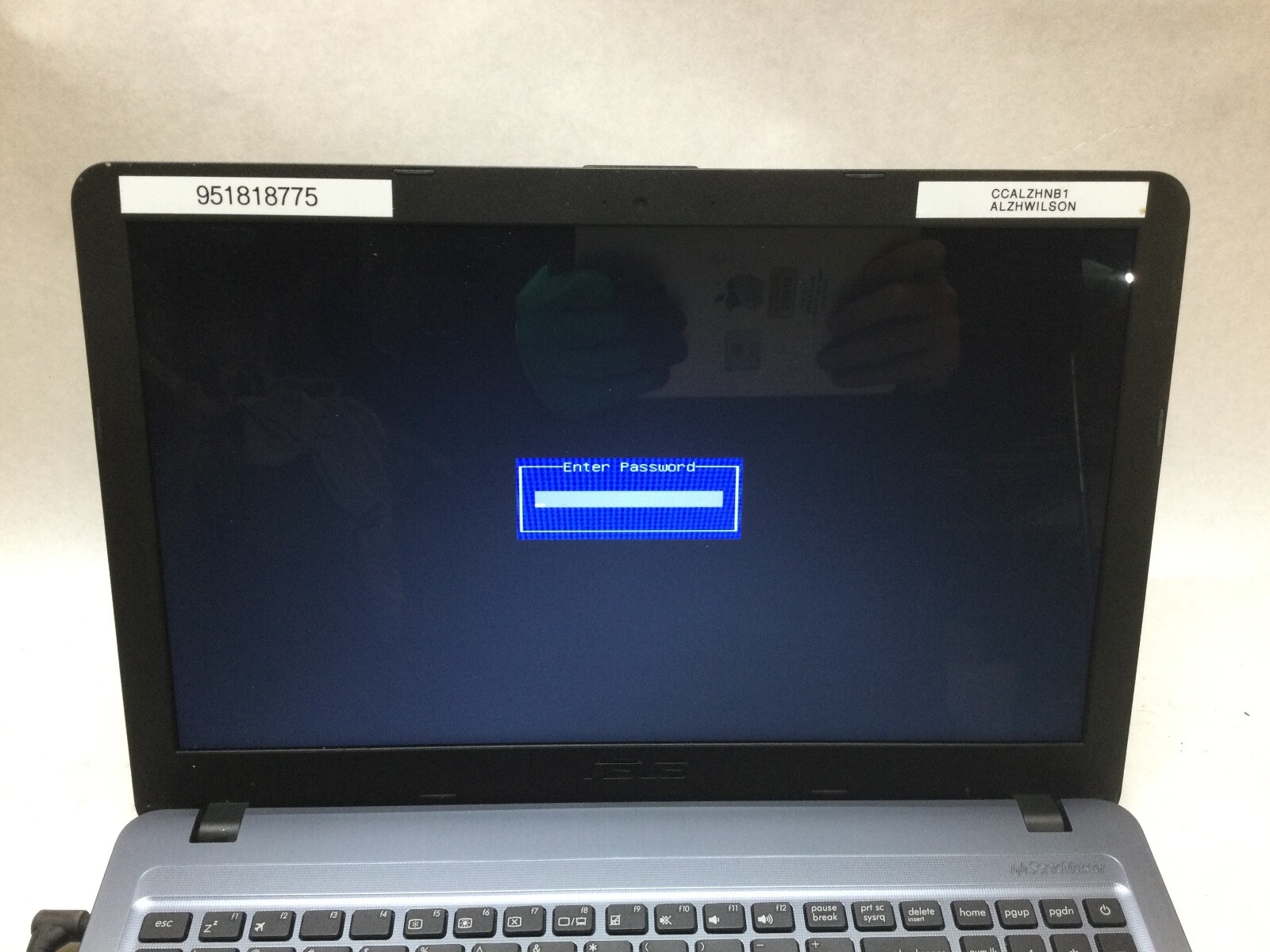 ASUS NOTEBOOK X540S – 4GB RAM – INTEL PENTIUM – POWERS ON/BIOS LOCKED – READ -BB