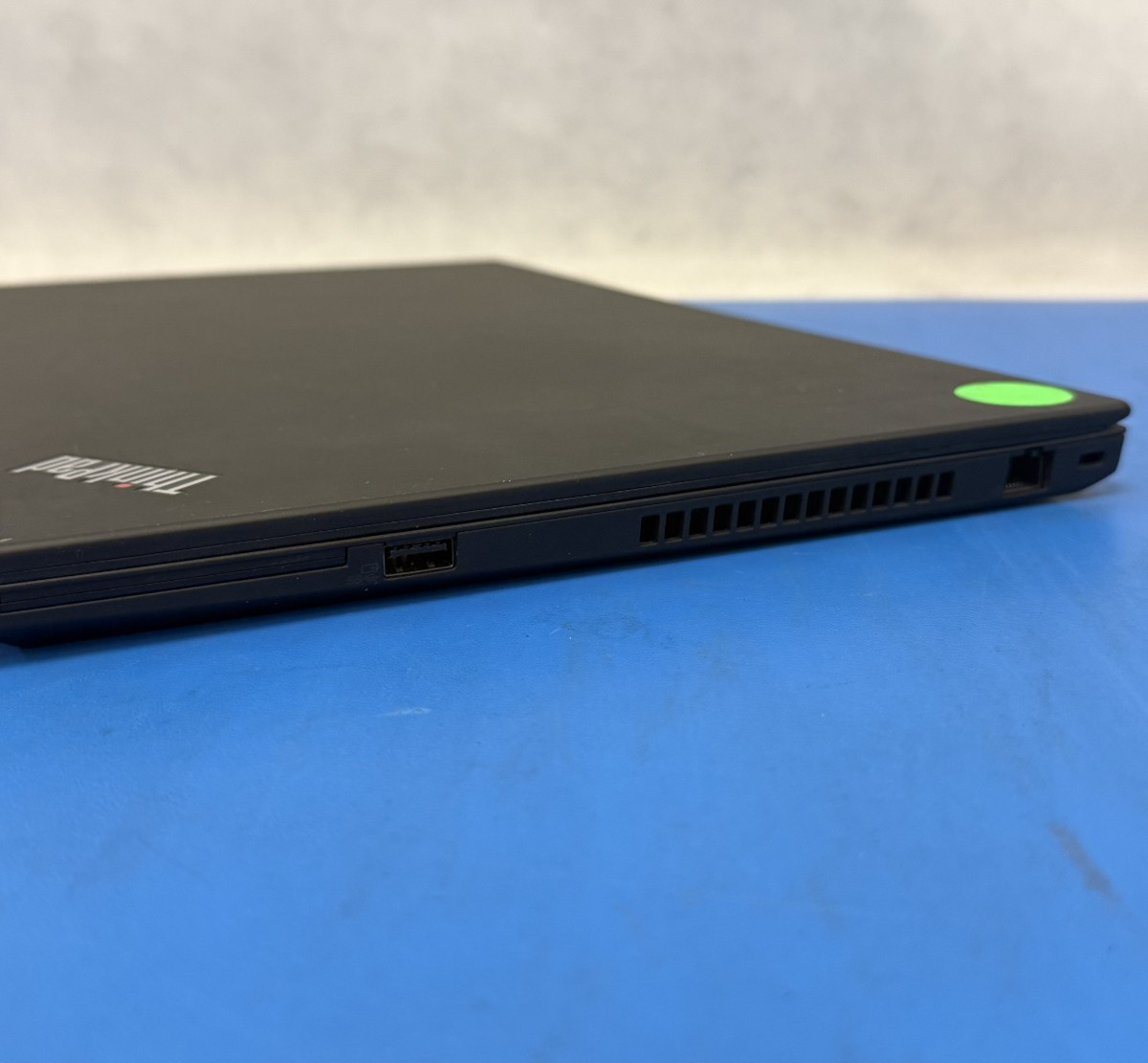 Lenovo ThinkPad T15 Gen 1 15.5″ i5-10210U, 256GB , 8GB RAM