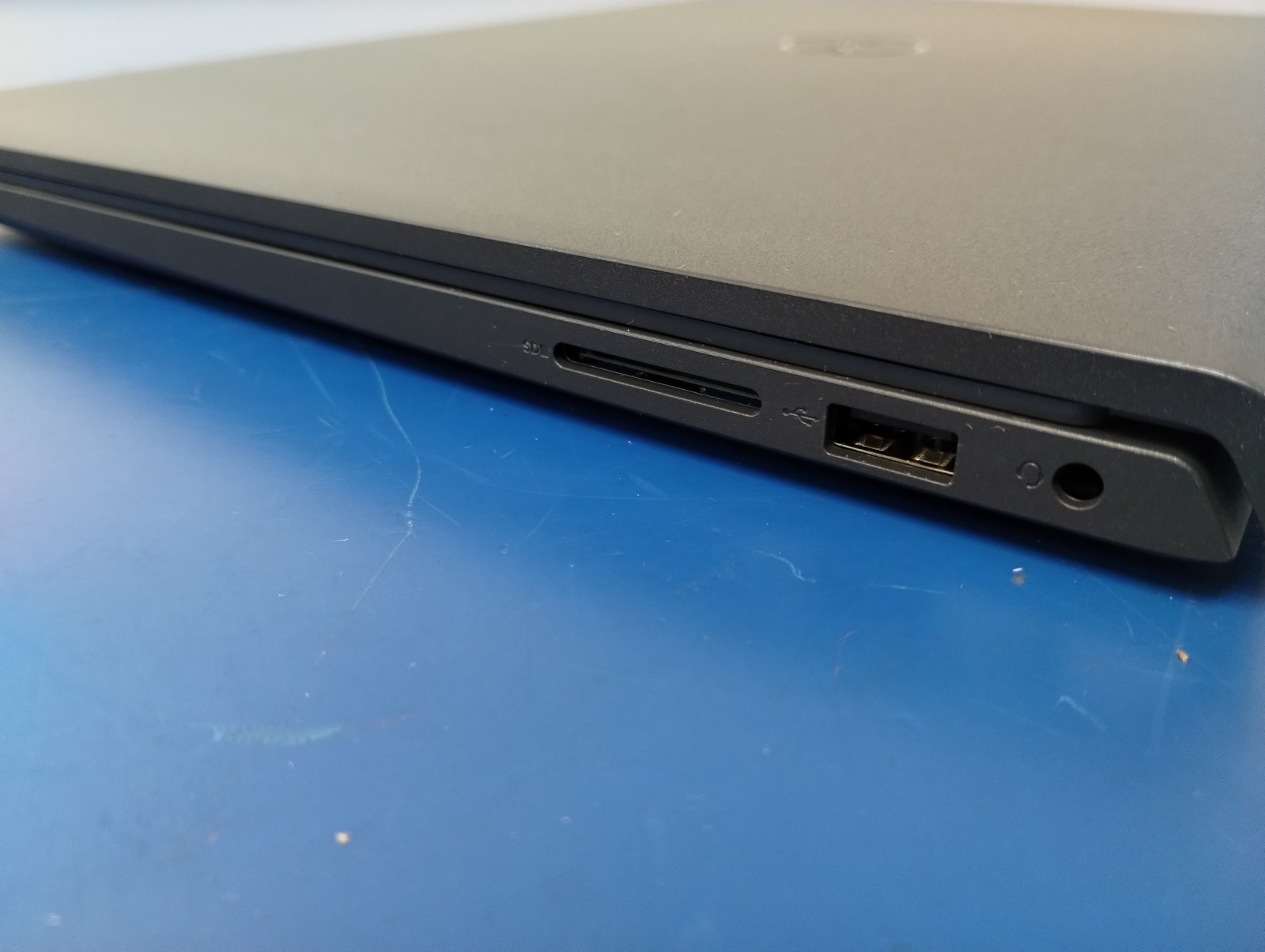 DELL 15 DC15255 G8MK9, AMD Ryzen 7 7730U, 16 GB RAM, 512 GB NVMe SSD