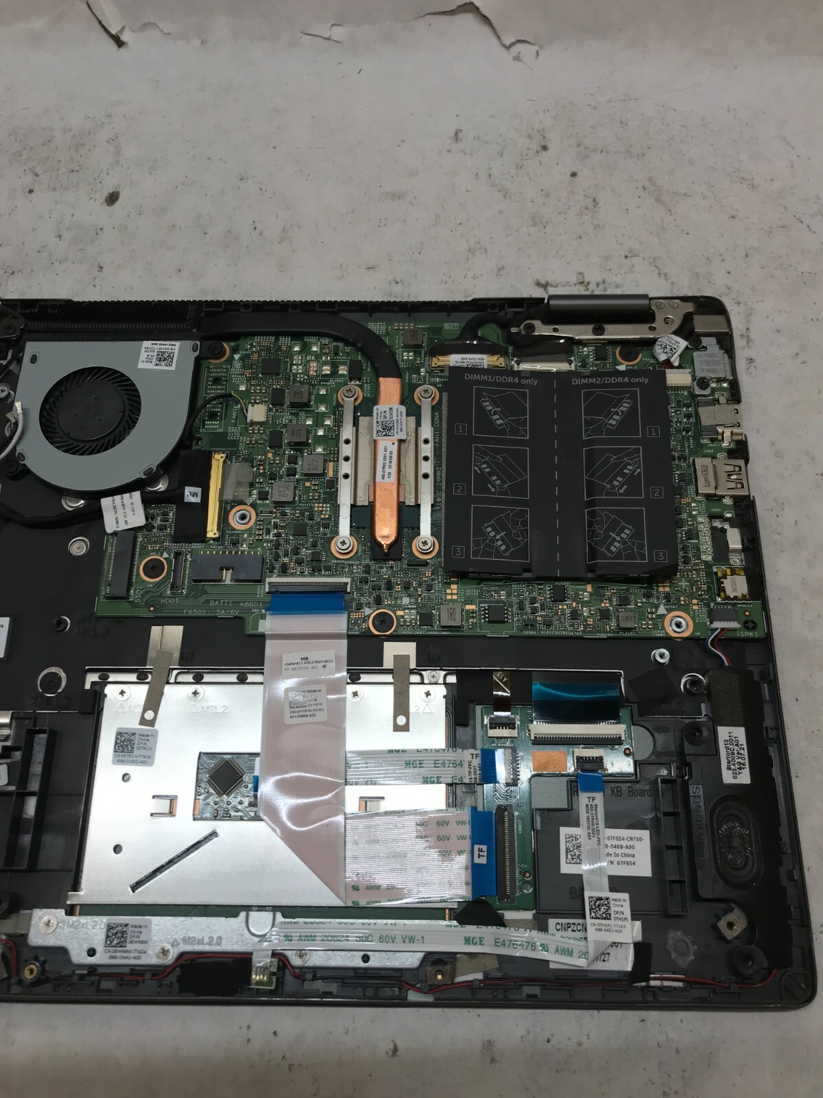 Dell Latitude 3379 13″ Laptop Intel Core i3 NO RAM NO SSD/OS For Parts AS IS DW