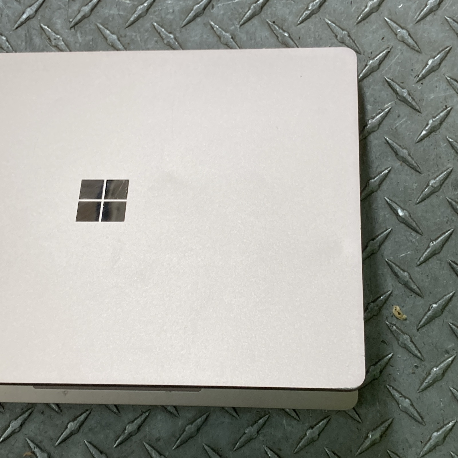 Microsoft Surface Go 2 2013 Core i5-1135G7@2.4GHz 8GB RAM 128GB SSD Win 11 home