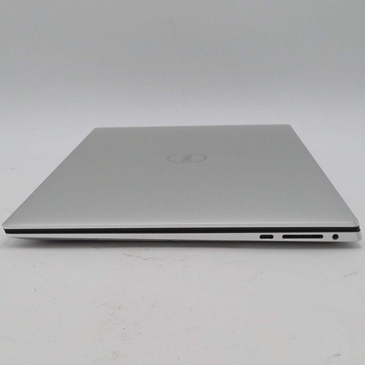 Dell XPS 15 9510 15.6″ i7-11800H 2.3GHz 16GB RAM 512GB SSD GeForce RTX 3050 Ti