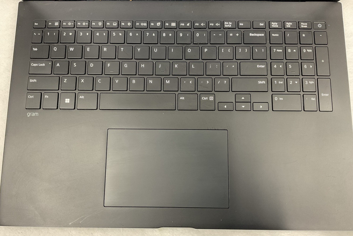 LG gram 17” Lightweight Laptop Intel 12th Gen Core i7