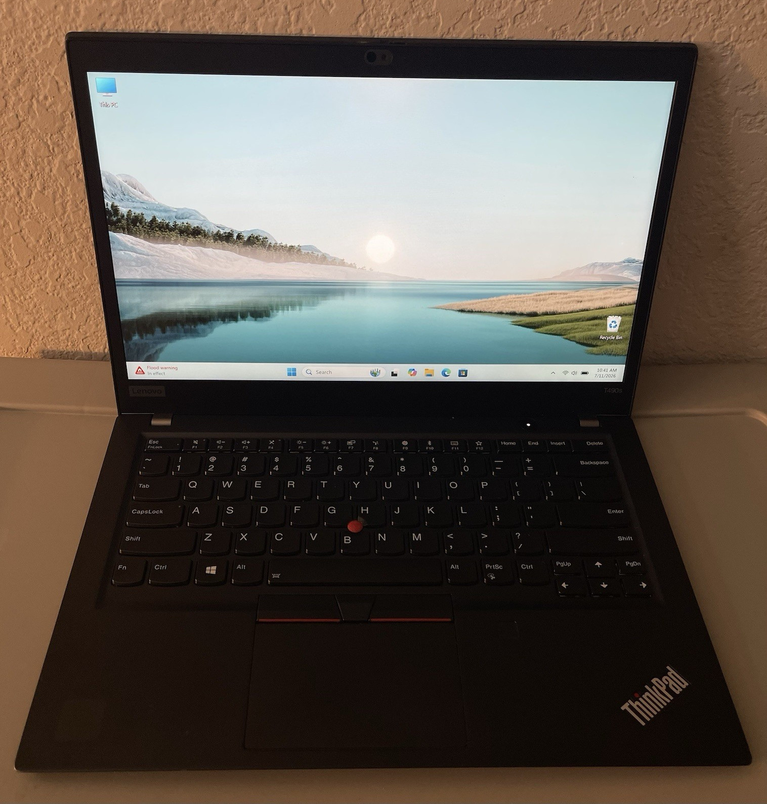 Lenovo ThinkPad T490s 14″ Touch i7-8565U 16GB RAM 256GB SSD Win11 Pro