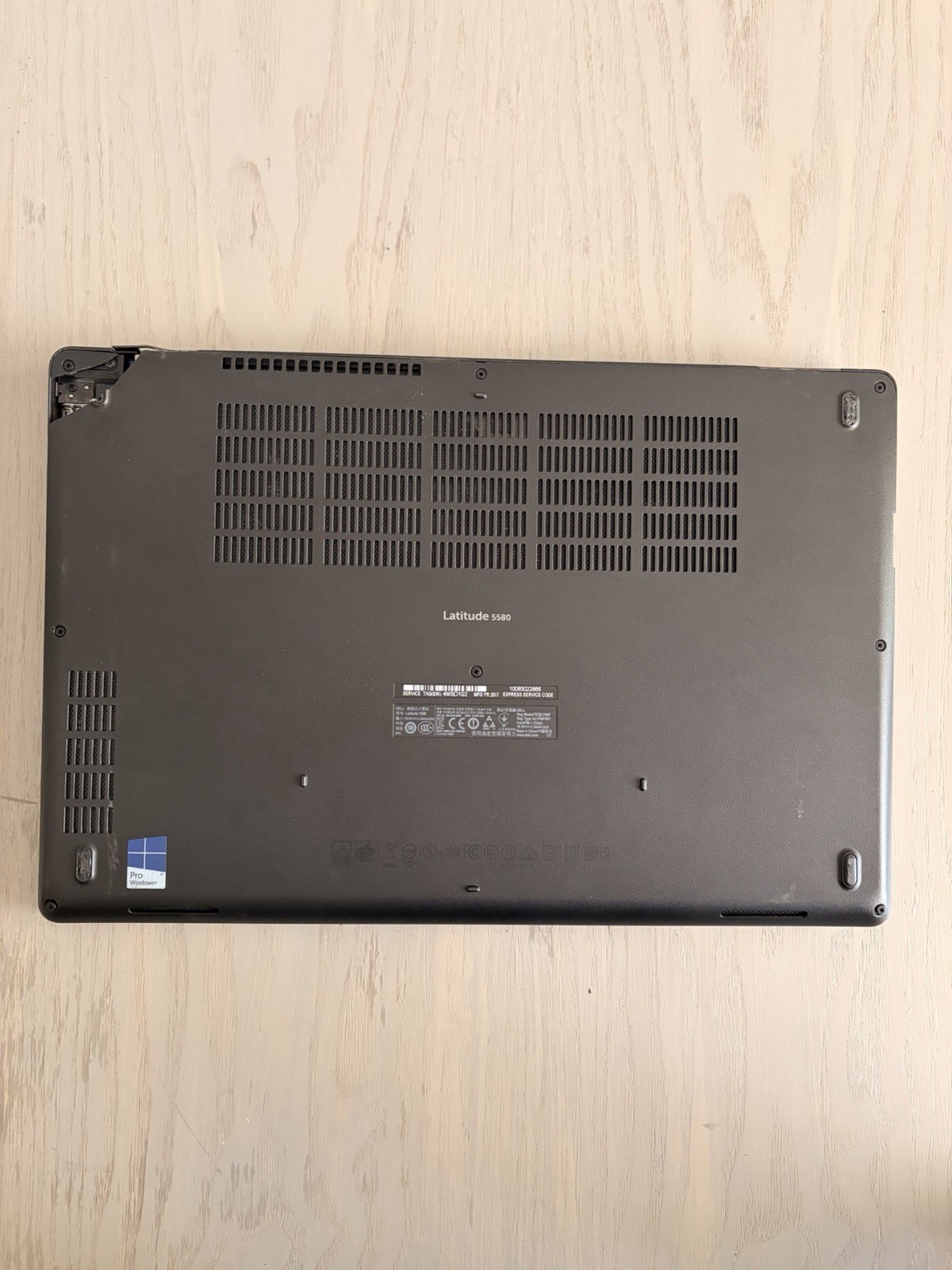 Dell Latitude 5580 HD 15.6” Laptop Intel i7-7600U 8GB 500GB HHD NVIDIA 930MX V11