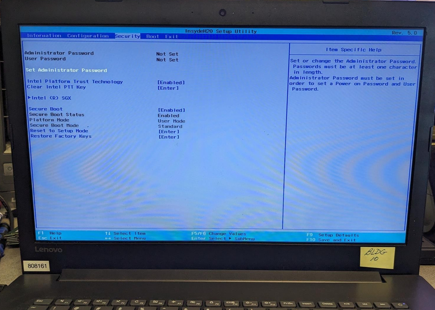 LENOVO IDEAPAD 330-17IKB i5-8250U @ 1.60GHz, 8GB RAM, NO HDD/OS