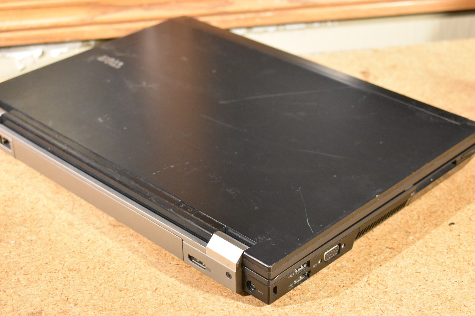 Dell Latitude E6500 Core 2 Duo 2.4GHz 4GB RAM 120GB HDD Windows XP Pro 32-bit