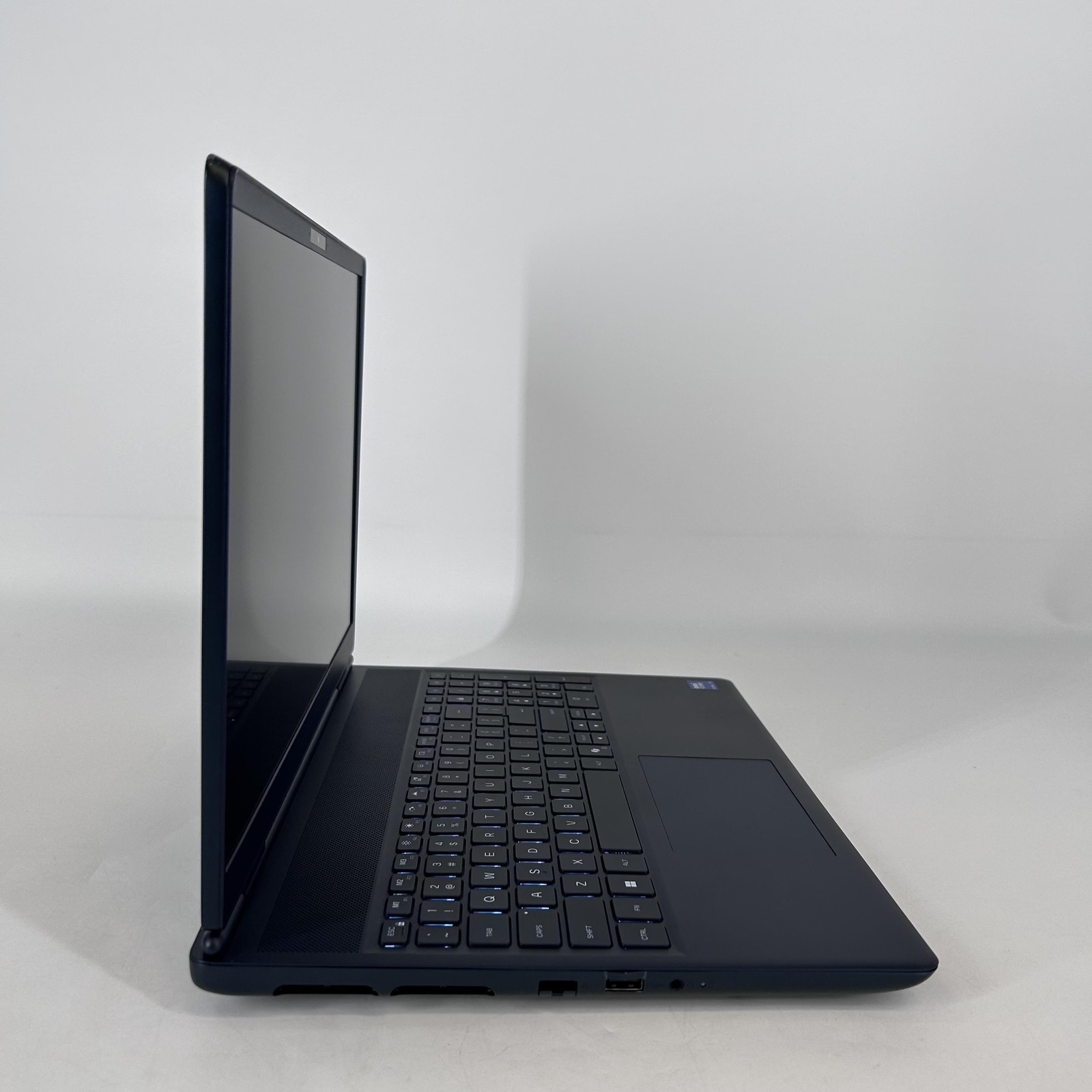 Dell Alienware 16X Aurora 240Hz QHD+ 2.7 GHz Ultra 9 275HX 32GB 2TB SSD RTX 5070