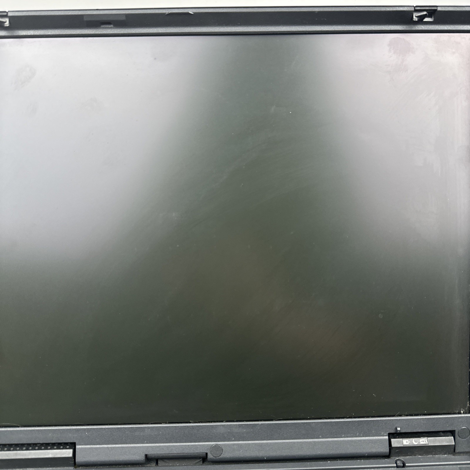 IBM ThinkPad T22 Laptop Type 2647 Vintage Windows 98/2000 Parts Repair As Is