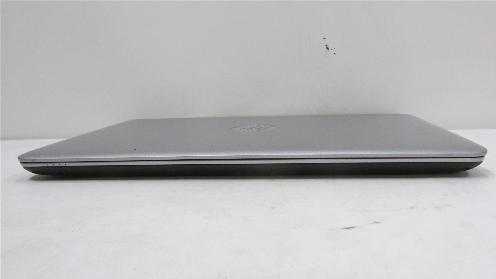 HP Elitebook 840 G3 i5-6300U 2.4GHz 8GB RAM 256GB m.2 14″ Win 10 Pro TPAD DMG