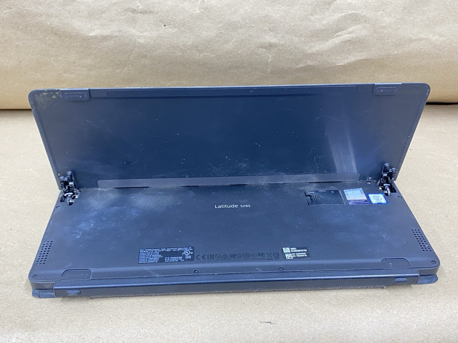 Dell Latitude 5285 – 12″ FHD – Touch – i5-7300U – 8GB – 256GB SSD – Win 10 Pro