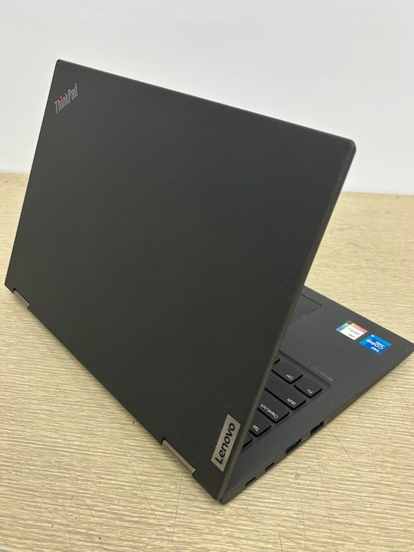 Lenovo ThinkPad X13 Yoga Gen 2 13″ Touch i5-1145G7 16GB 256GB SSD W11P ~Laptop