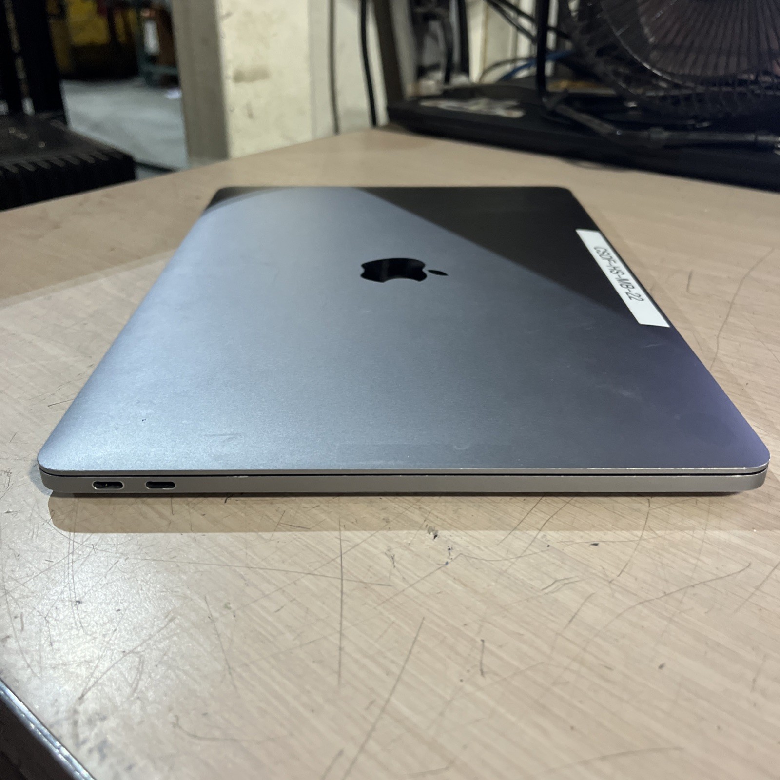 APPLE MACBOOK PRO 13″ MID-2017 CORE I5-7360U 2.3GHZ 8GB RAM NO HD