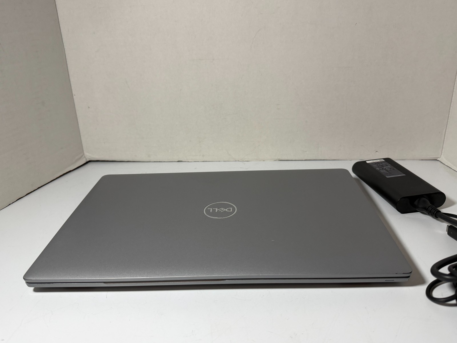Dell Latitude 5520 Laptop 15.6″ FHD i5-1145G7 8GB RAM 256GB NVMe – W11 Pro