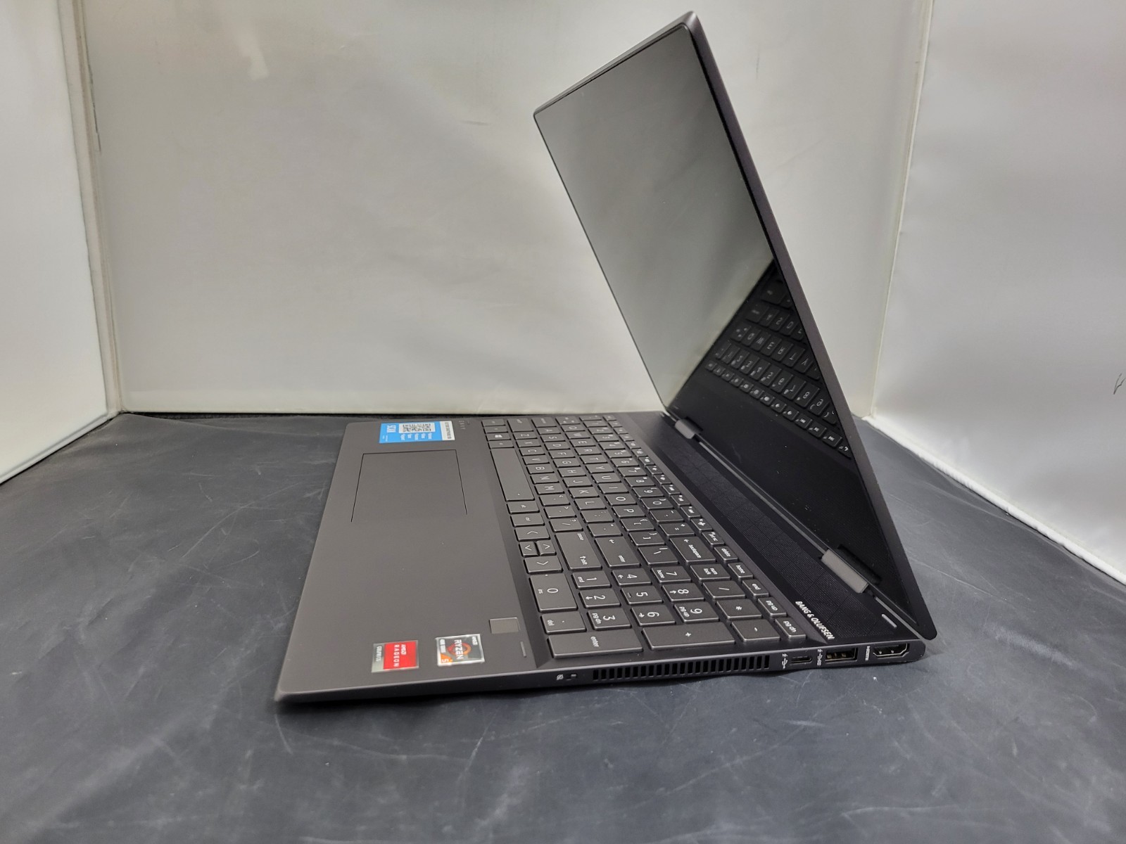 HP Envy x360 15-ds1010wm 15.6” AMD Ryzen 5 4500U 8/256 win 11 home