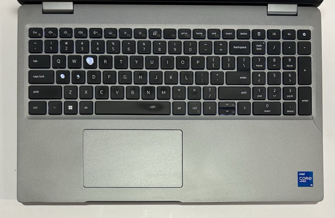 Dell Latitude 5520 Laptop i5-1145G7 @2.60GHz – 8GB RAM – 256GB NVMe – W11P