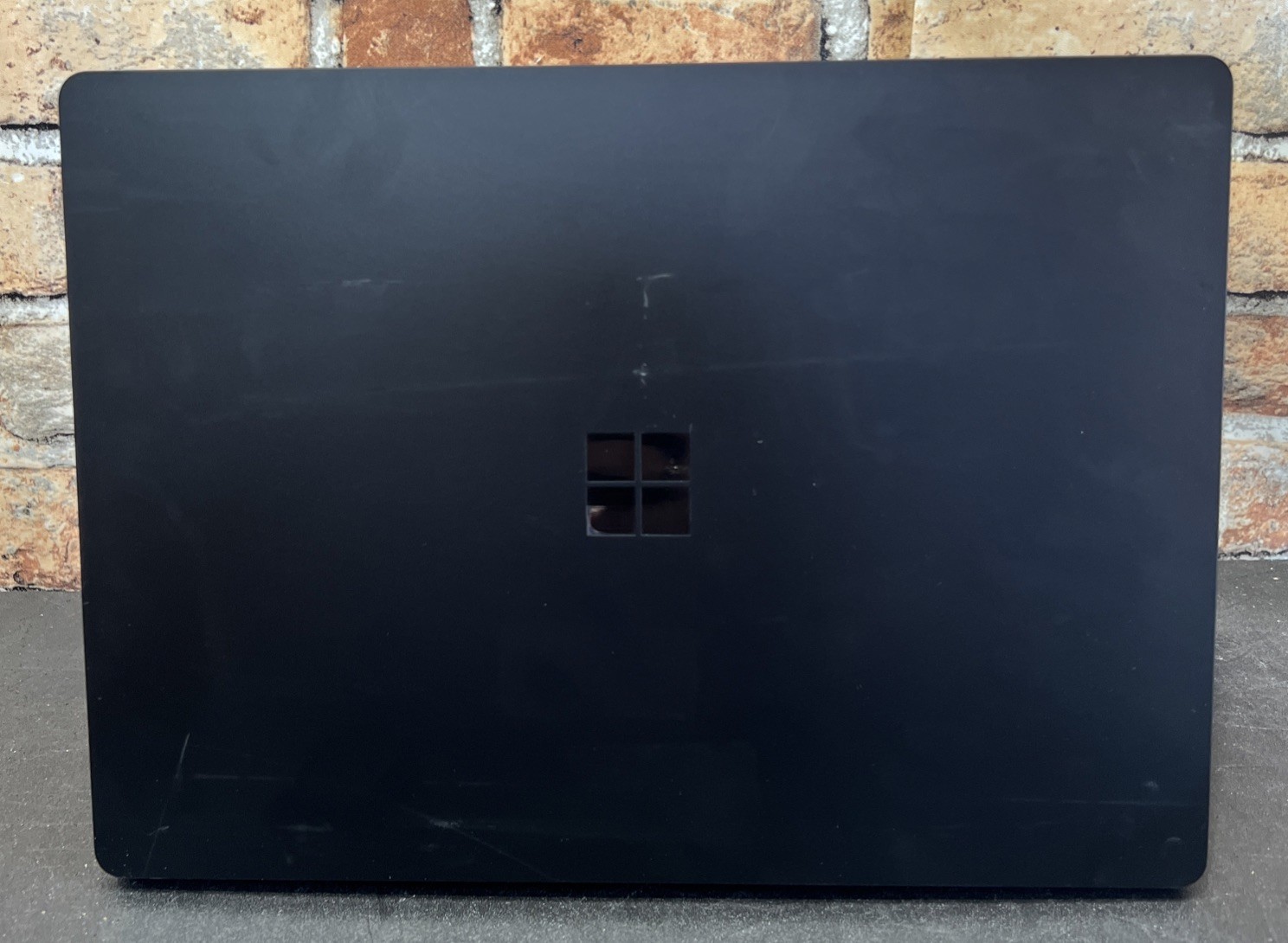 Microsoft Model: 1995 Chassis + Battery + Screen Black / READ