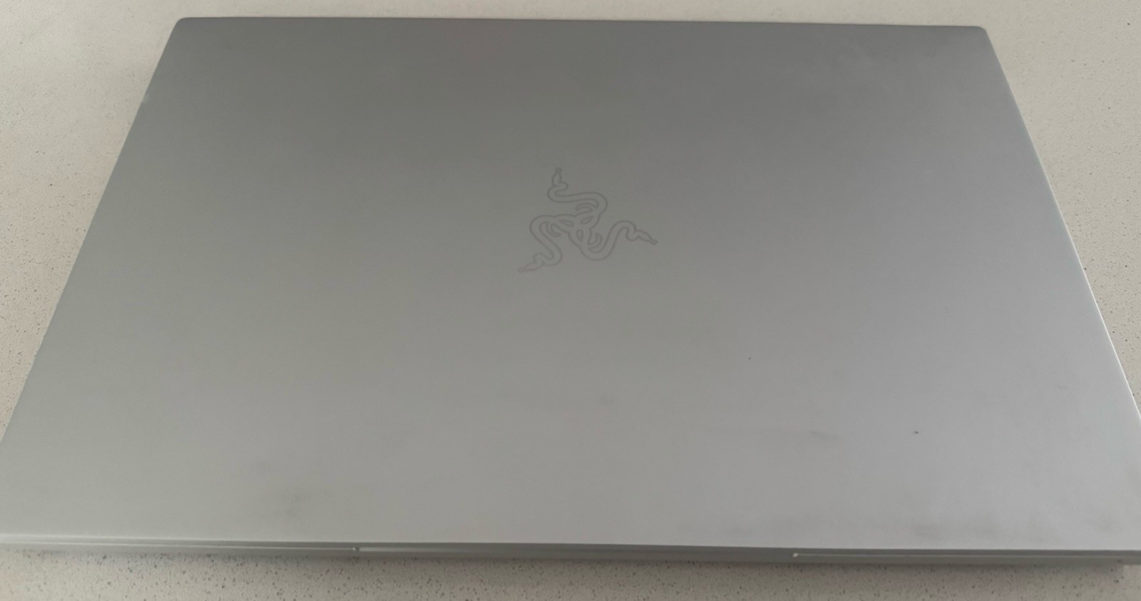 Razer Blade 15 Advanced Mercury – RZ09-03017EM2 – 15.6″ 64GB 512GB SDD i7-9750H