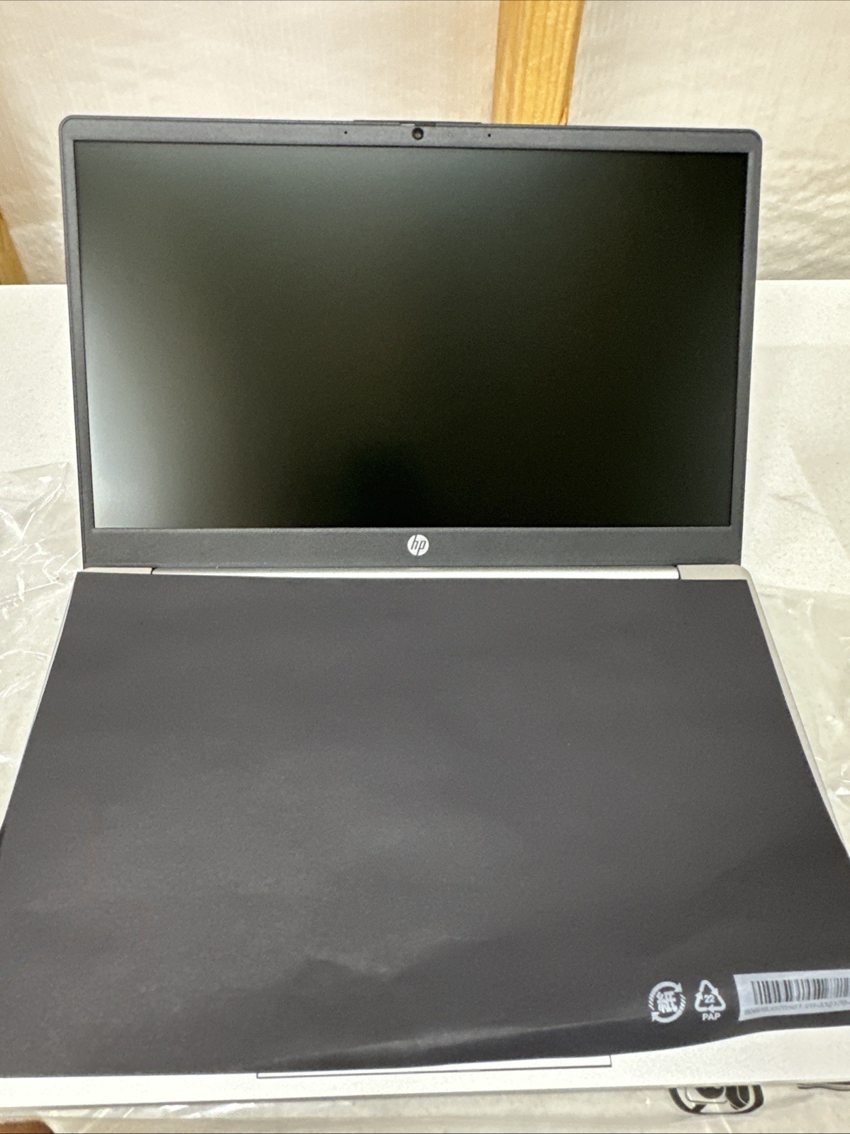 HP 14″ HD Notebook AMD Ryzen 7 Processor 16GB/1TB Win 11 Home Silver B43BVUA