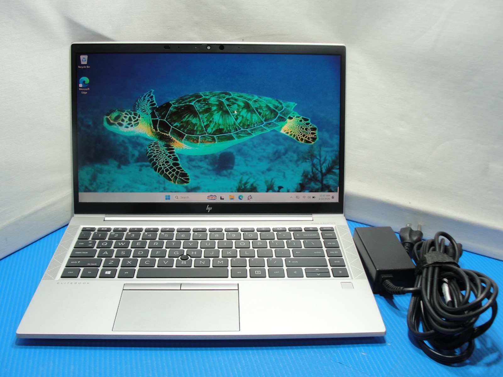 HP EliteBook 845 G7 14″FHD 2.1GHz 16GB RAM 256GB SSD Windows 11 Pro +Charger