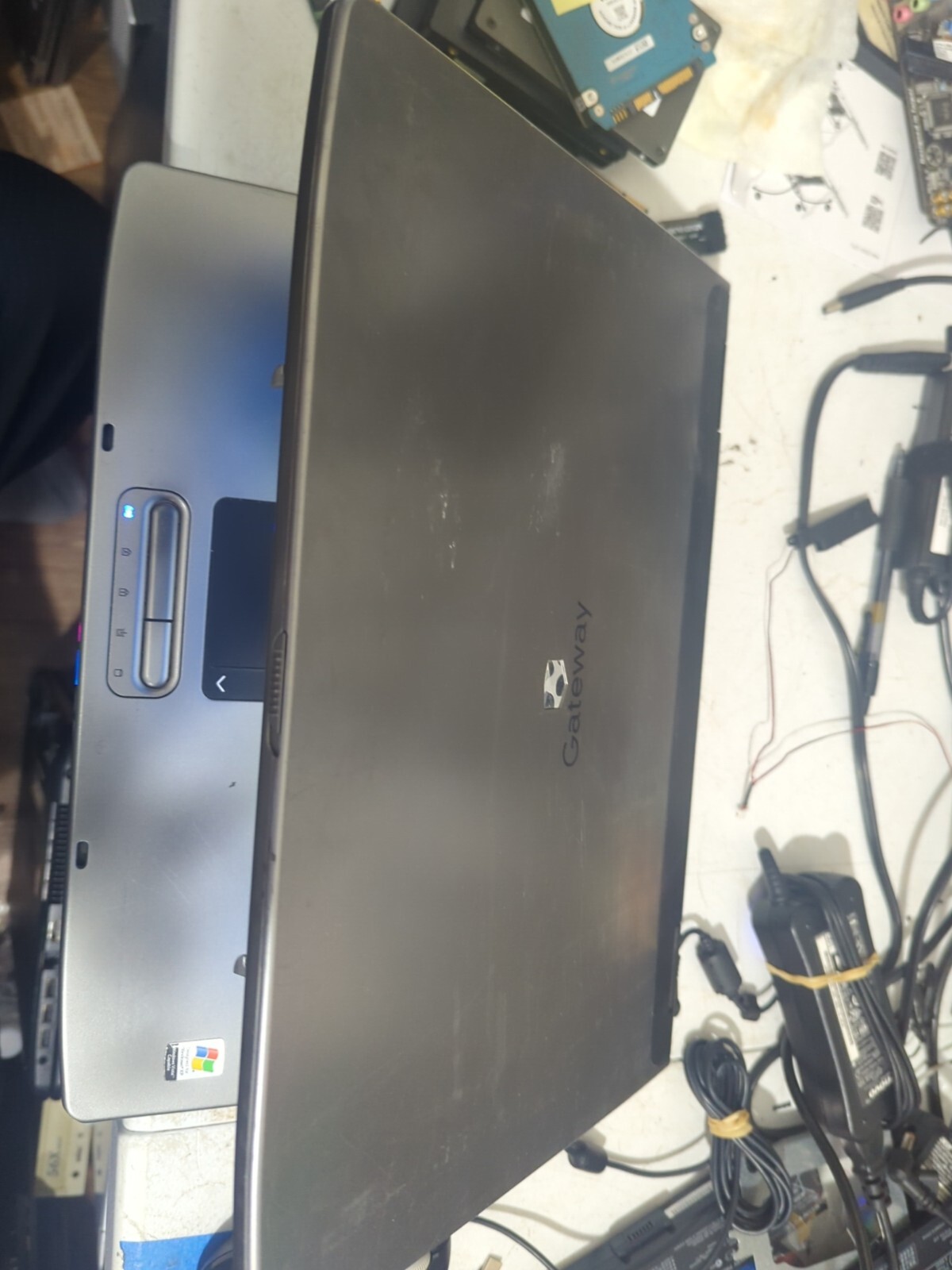 Gateway Mx6433 Laptop (xp-50gb Ssd-1gb Ram-200m Gpu-dvd)
