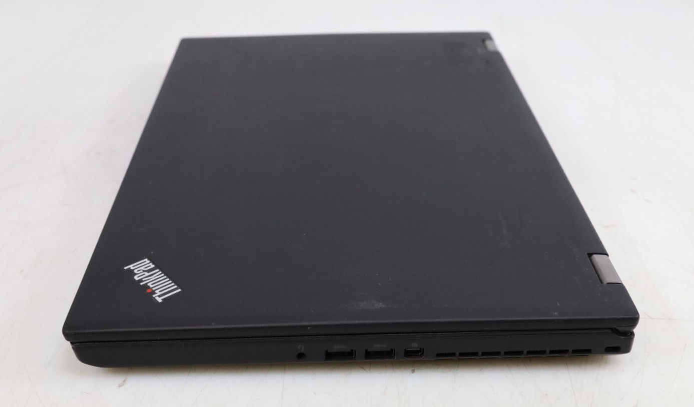 Lenovo THINKPAD P51 15.3″ i7-6820HQ 16GB DDR4 512GB SSD QUADRO M1200 No COA OS