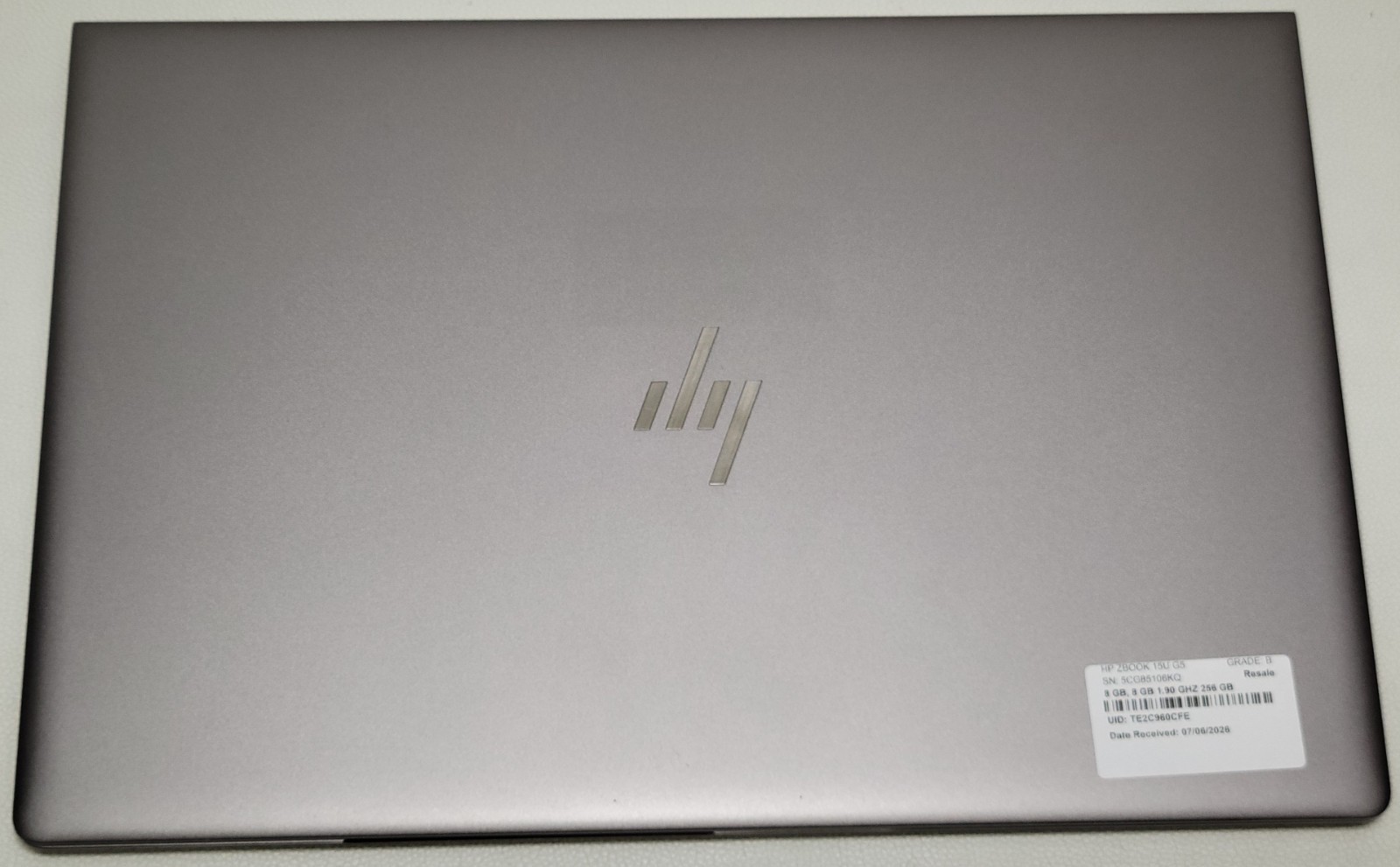 HP ZBook 15u G5 i7-8650U 16GB RAM 256GB SSD NO ADAPTER (UID TE2C960CFE)