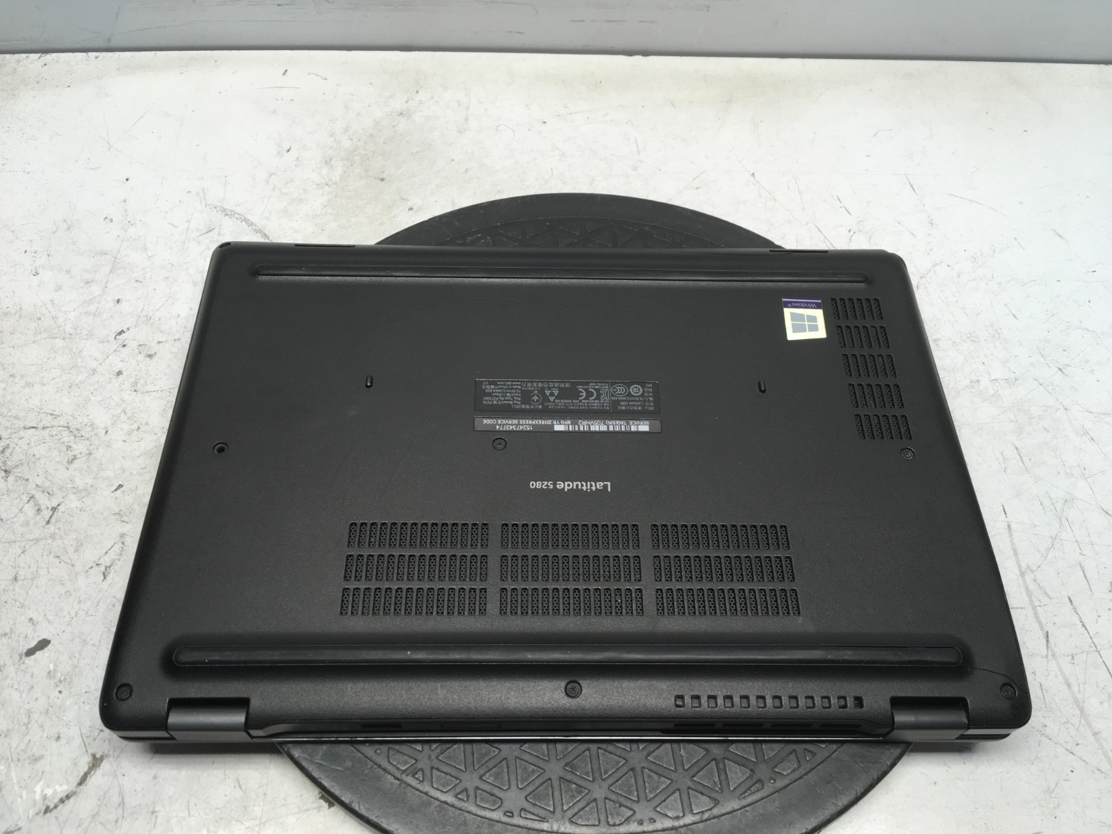 Dell Latitude 5280 Intel i5-7300U 2.6GHz 4 GB NO HDD NO BAT READ