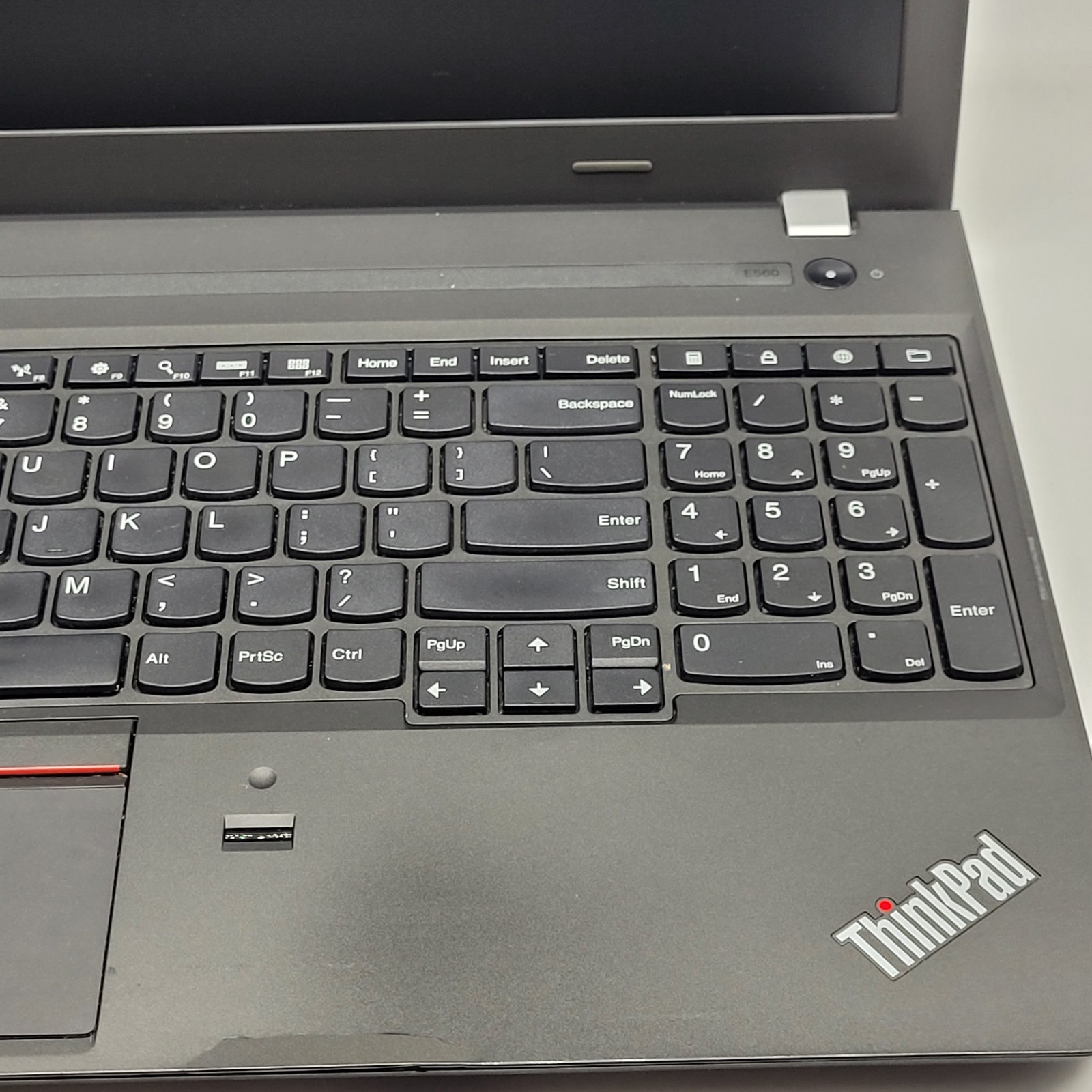 15.6″ Lenovo E560 Laptop i5-6200U @ 2.30GHz 8GB Ram 128GB SSD WIN10 Home (#4)